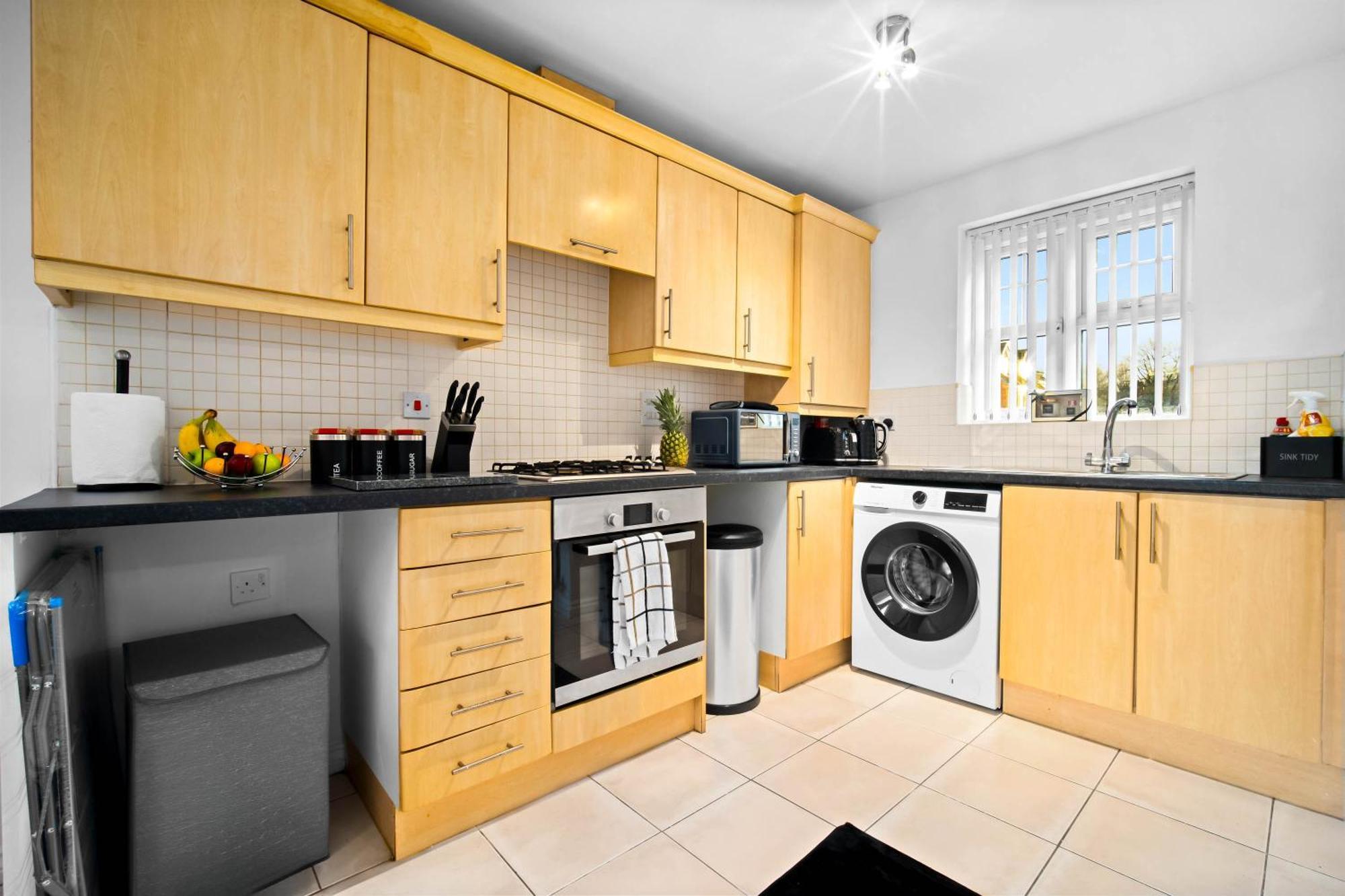 Harmony House 3 Bedroom New Build For Families, Contractors, Black Country Museum Sleeps 6 Типтон Экстерьер фото