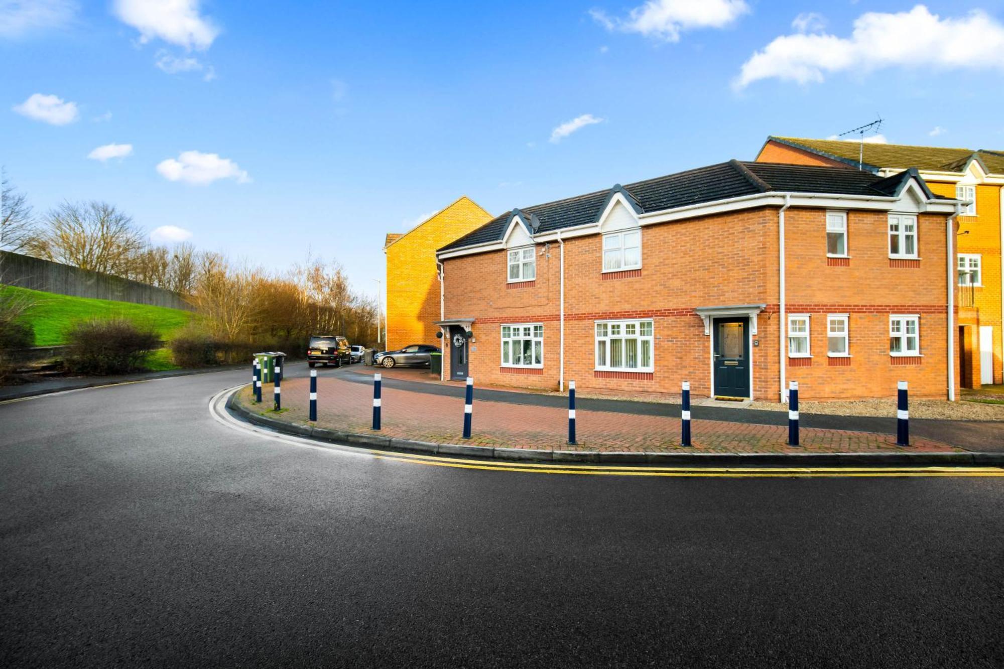 Harmony House 3 Bedroom New Build For Families, Contractors, Black Country Museum Sleeps 6 Типтон Экстерьер фото